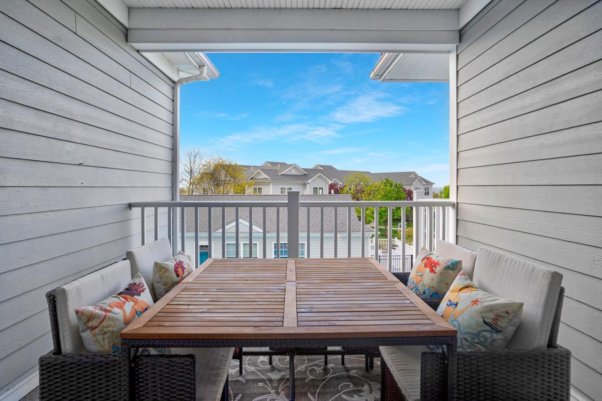 The Cliffside Resort Condominiums Greenport Exterior photo